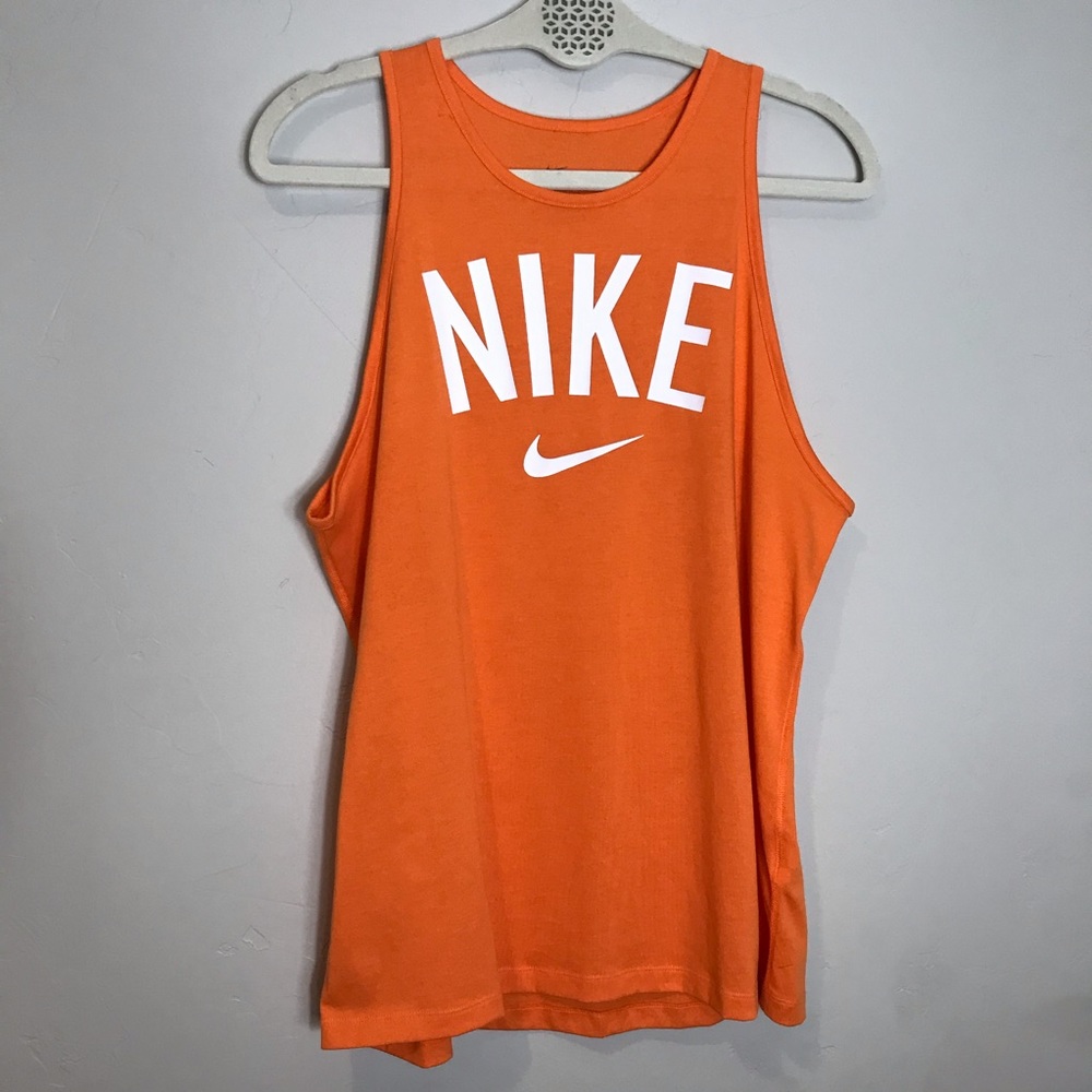 Cute Nike work out tank medium 🏋️‍♂️